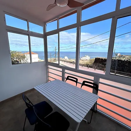 Appartement Surfers, &natural Pools, 10min North Airport Bajamar (La Laguna)