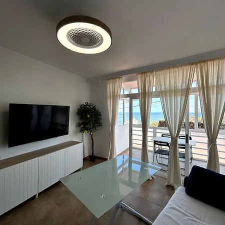 Surfers, &natural Pools, 10min North Airport *